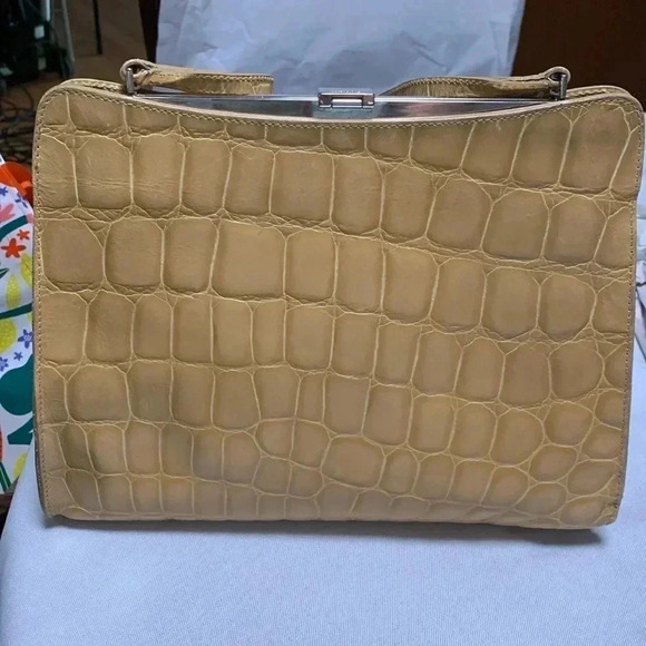 FURLA Women’s Purse,Vintage.couple of tiny call outs see pictures. Great bag❣️ - Picture 10 of 10